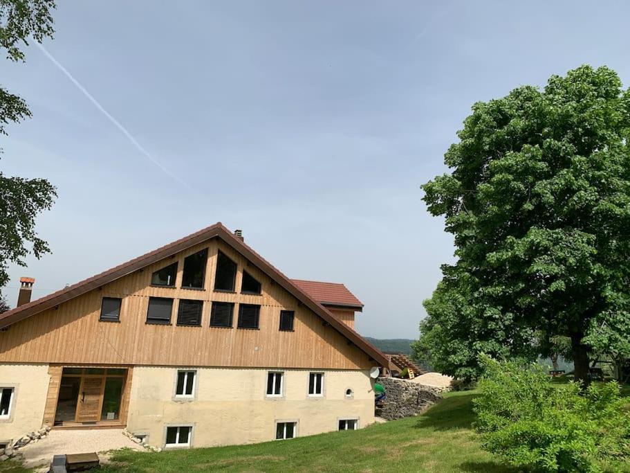 Ancienne Ferme Comtoise 4 Etoiles, 11 Personnes Lac St-Point/Mont D'Or Montperreux المظهر الخارجي الصورة
