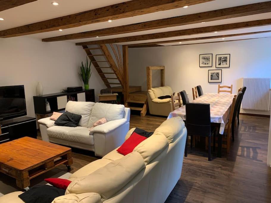 Ancienne Ferme Comtoise 4 Etoiles, 11 Personnes Lac St-Point/Mont D'Or Montperreux المظهر الخارجي الصورة